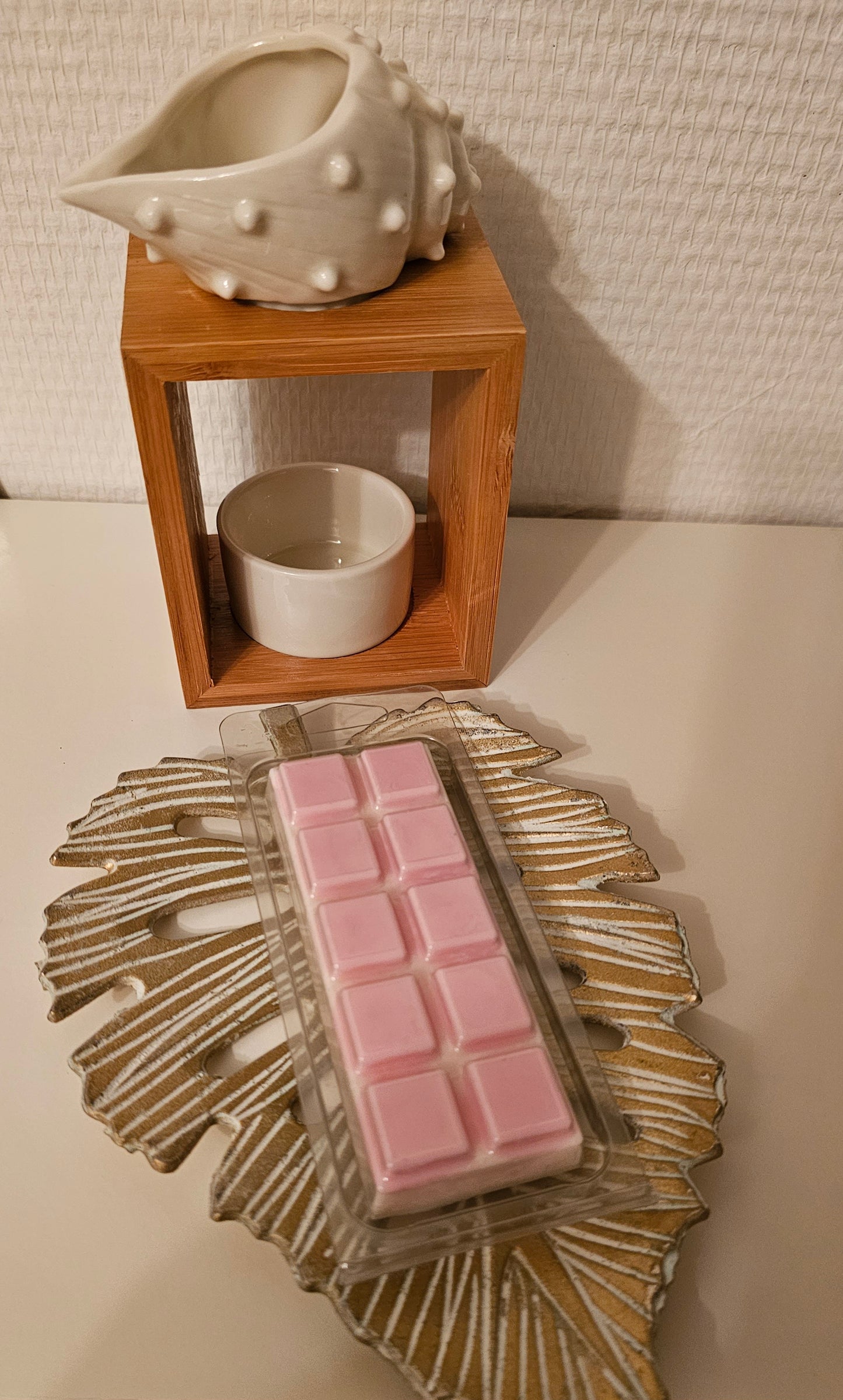 Waxmelt Dove